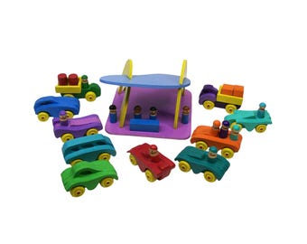 car play set with diner and peg people, wooden toy cars and trucks, kids birthday gift, wooden toy cars, boys birthday gift,