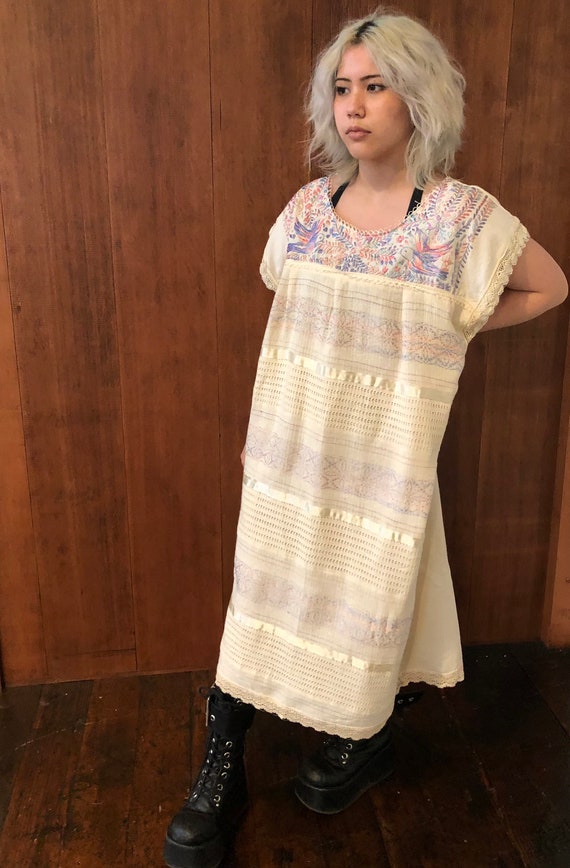 Beautiful Vintage Pastel Mexican Smock Dress - image 9