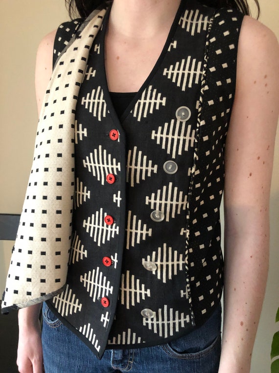 Traditional Native American patterned double brea… - image 1