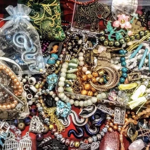 Bulk Jewelry Lot: 30+ No Broken for resale  Brooches+ Necklaces and Earrings