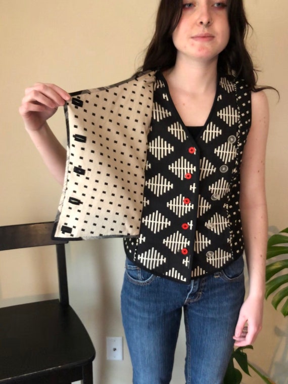 Traditional Native American patterned double brea… - image 8