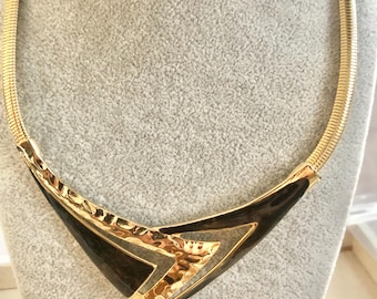 Collier Sex in the City, circa 1990, moderniste brutaliste 200