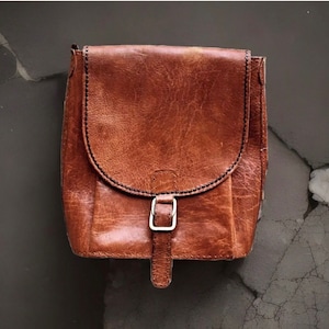 Cartera de cuero cosida a mano hecha a mano