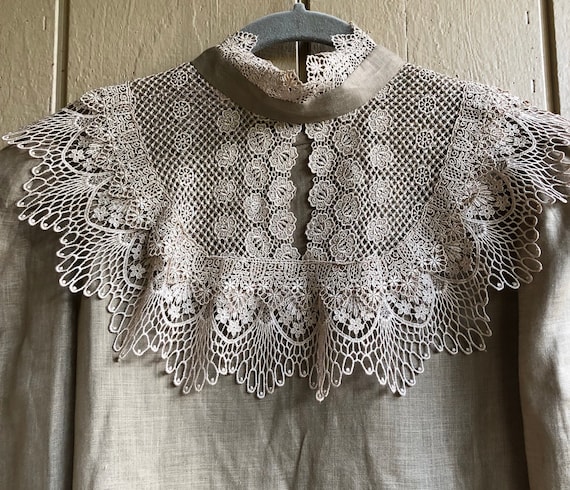 xVictorian Linen Lace Collar and Blouse