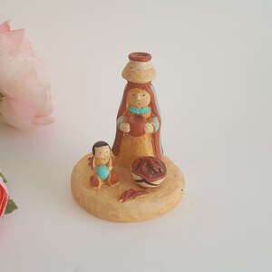 Pueblo Pottery! Vintage Cleo Teissedre Woman with Child and Basket Figurine Southwestern