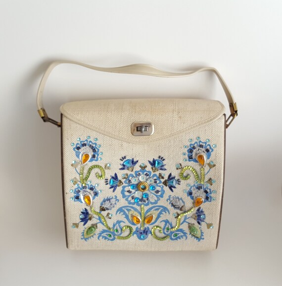Jeweled Flowers! Vintage Box Purse with Sequins R… - image 1
