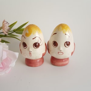 Anthropomorphic Eggs! Vintage Salt & Pepper Shaker Set Boy and Girl