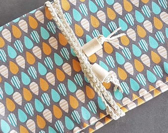 Raindrop Print Clutch Bag