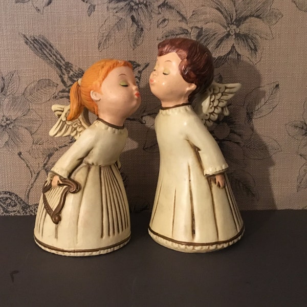 Schattig 1950's KIssing engelen/engeltjes met vleugels