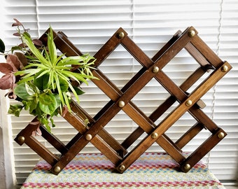 Vintage Wood Telescoping/Accordion Wine Rack in Dark Wood