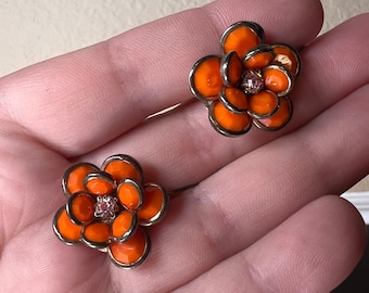 Vintage Orange Flower, CZ and Brass Earrings, Hinge Back, Costume Jewelry, Estate, Halloween Style, October, Fall Autumn Fashion, Girlfriend