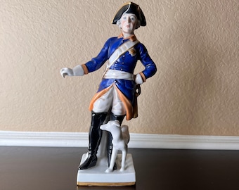 RARE Gerald Porzellan Bavaria Capodimonte-Style Military Man w Dog Figurine, Pre-1949, Green Mark, Gold Crown, East West Germany, Napoleon