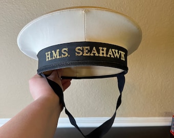 1940年代/1950年代のヴィンテージHMSシーホーク水兵キャップ。軍事史