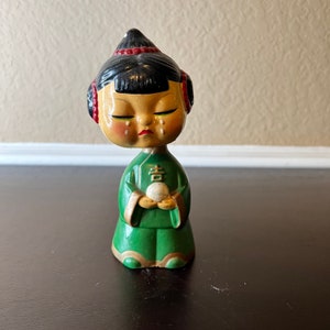 Vintage/ Midcentury Kokeshi Doll. Papier-mâché/paper clay toys, bobble head, nodder doll, japan toys, vintage japan, Asian decor, midcentury