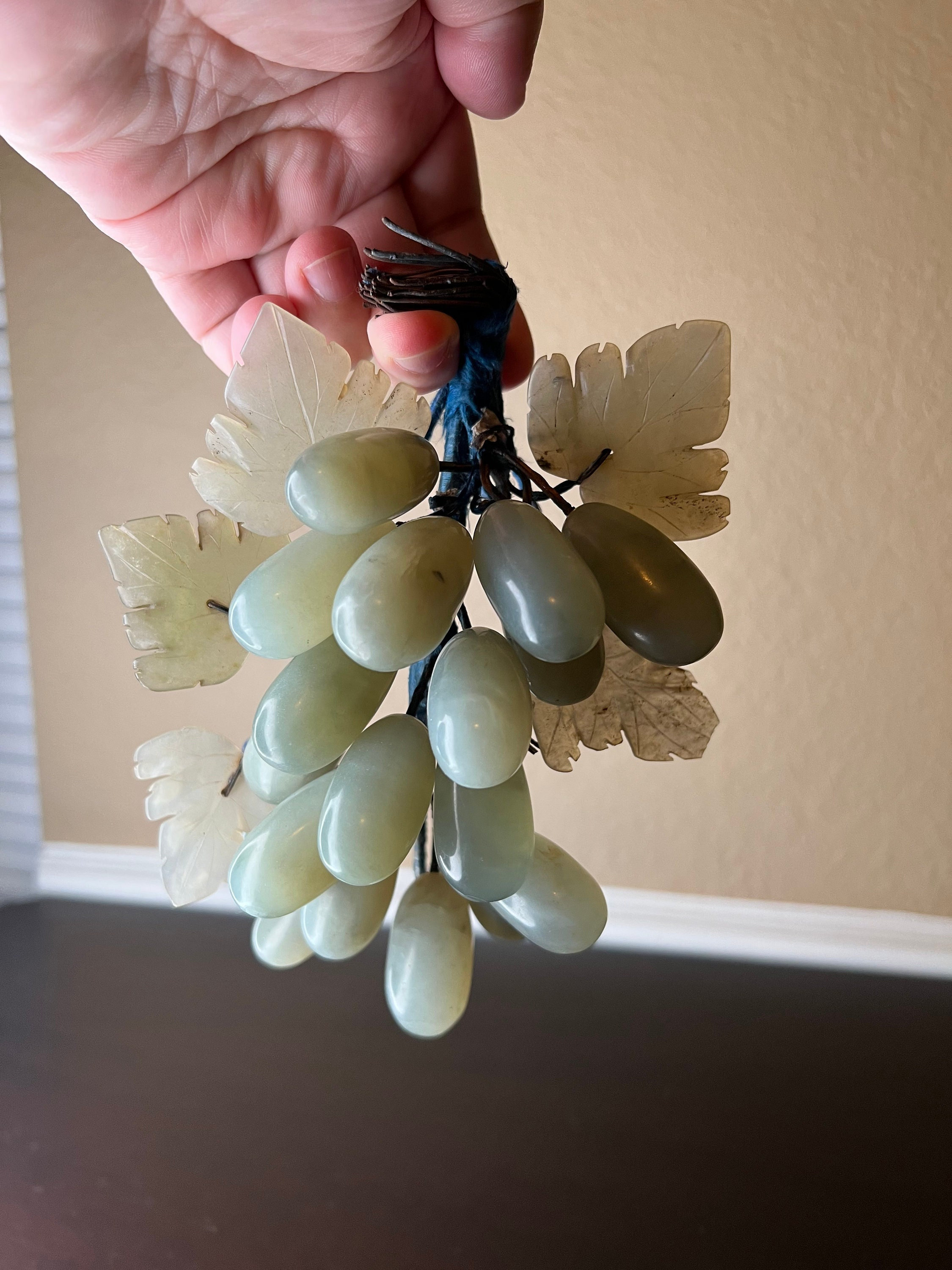 Antique Asian Polished Jade Grape Bunch w Carved Stone Antique Asian Polished Jade Grape Bunch w Carved Stone