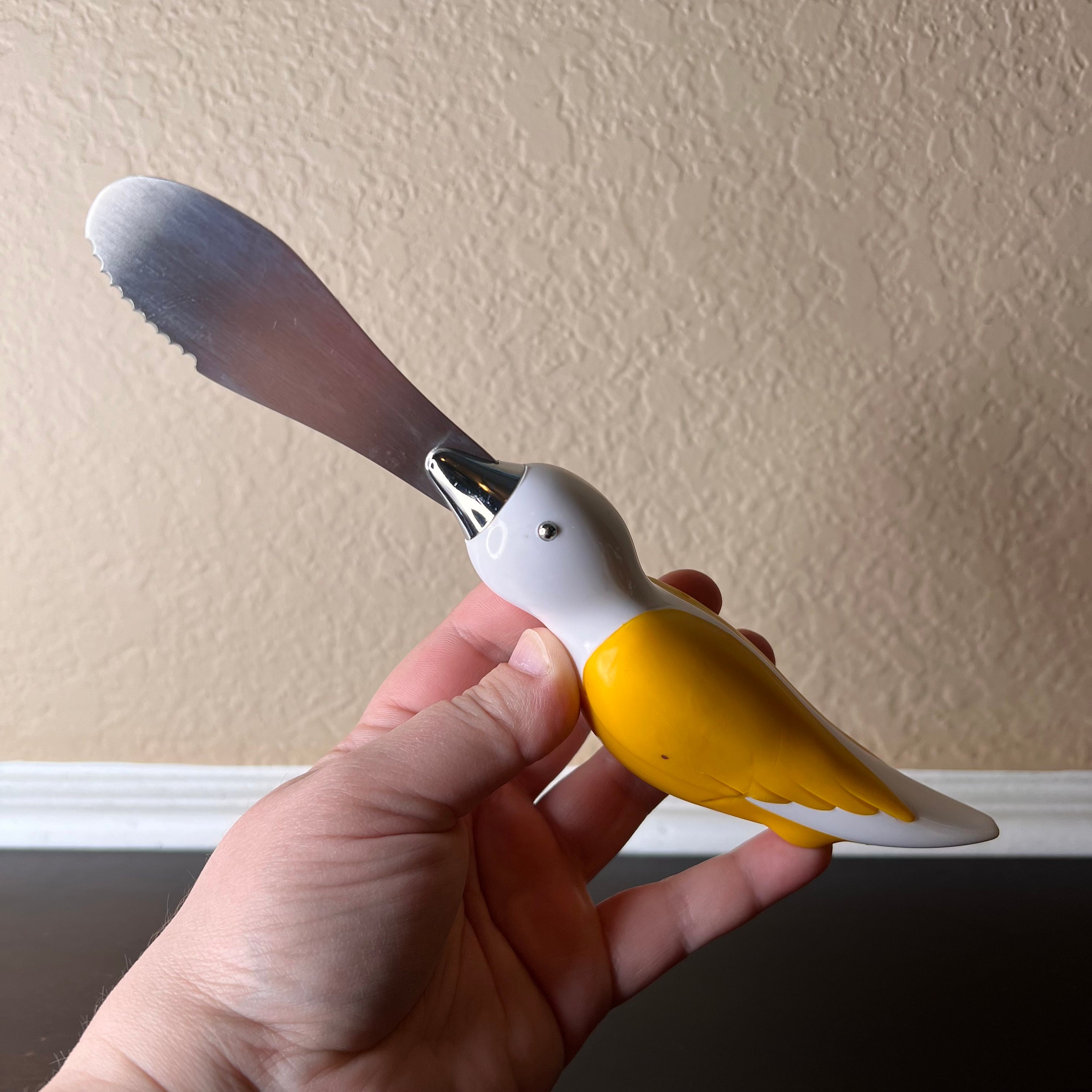 Cuchillo para untar sándwiches con forma de pájaro de Boston Warehouse de  los años 90, decoración de dopamina en amarillo soleado, cocina kitsch  vintage, mantequilla de queso crema - Etsy México, image size:3000x3000