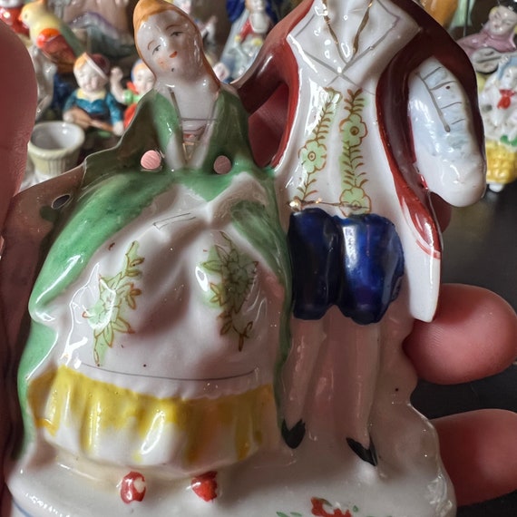 Vintage 1940's Made in Occupied Japan Courting Couple