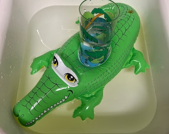 Vintage 1970’s Inflatable Alligator Gator Drinks Caddy,Tumbler Glass,Pool Accessories,Swim Party,Barware,Florida Style, Miami Decor, Coastal