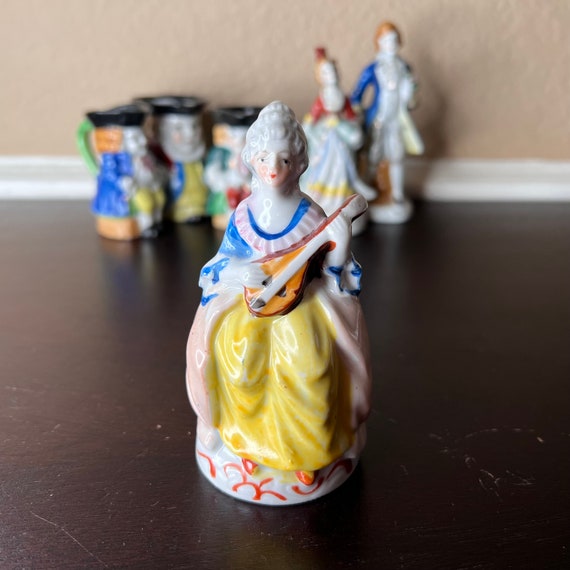 Vintage 1940's Made in Occupied Japan Colonial Lady Playing Lute