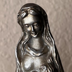 Gemelli In Peltro Fatto A Mano Con Sixpence Inglese Del 1960 – William Sturt, Gioielli Artigianali Per Uomo, Regalo Per Anniversario, Lunghezza 1,8 Cm