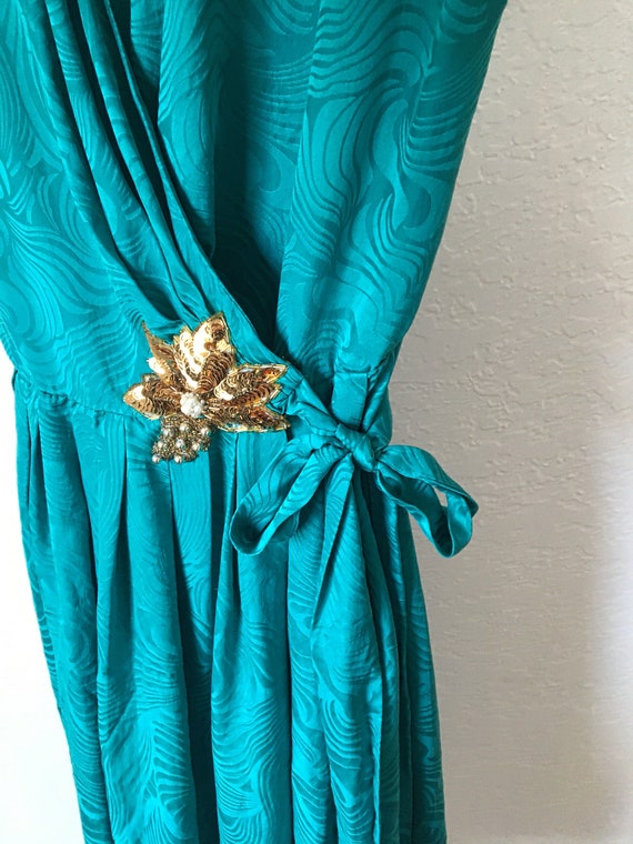 Vintage PA Boutique Wrap Around Green Silk Dress … - image 7