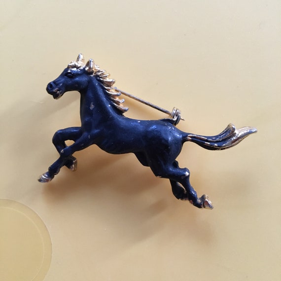 Vintage Black and Gold Galloping Horse Brooch. Pi… - image 2