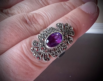Vintage Size 6.5 US Han Thai Sterling Silver, Amethyst and Marcasite Filigree Crown Ring. Cabochon, Estate Jewelry, Girlfriend Gift, 925