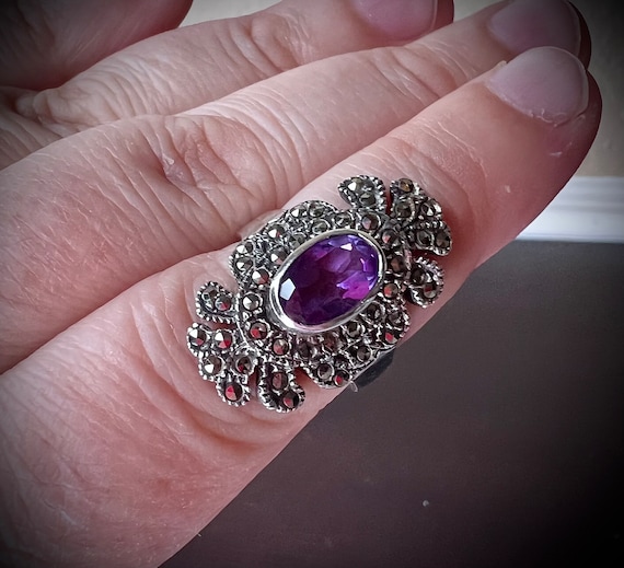 Han 925 deals thai ring