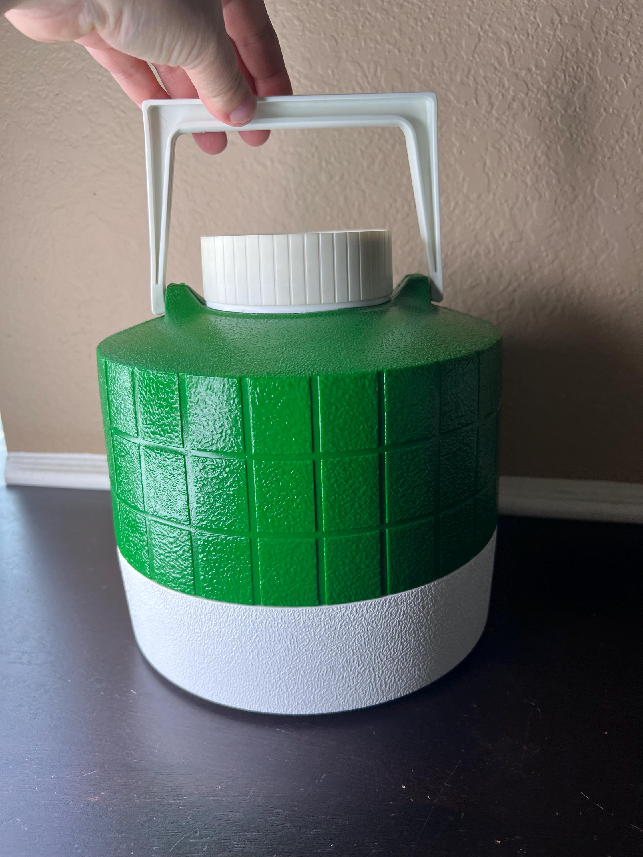 Vintage 1970's Thermos 1 Gallon Picnic Jug, Kelly Green, 70's