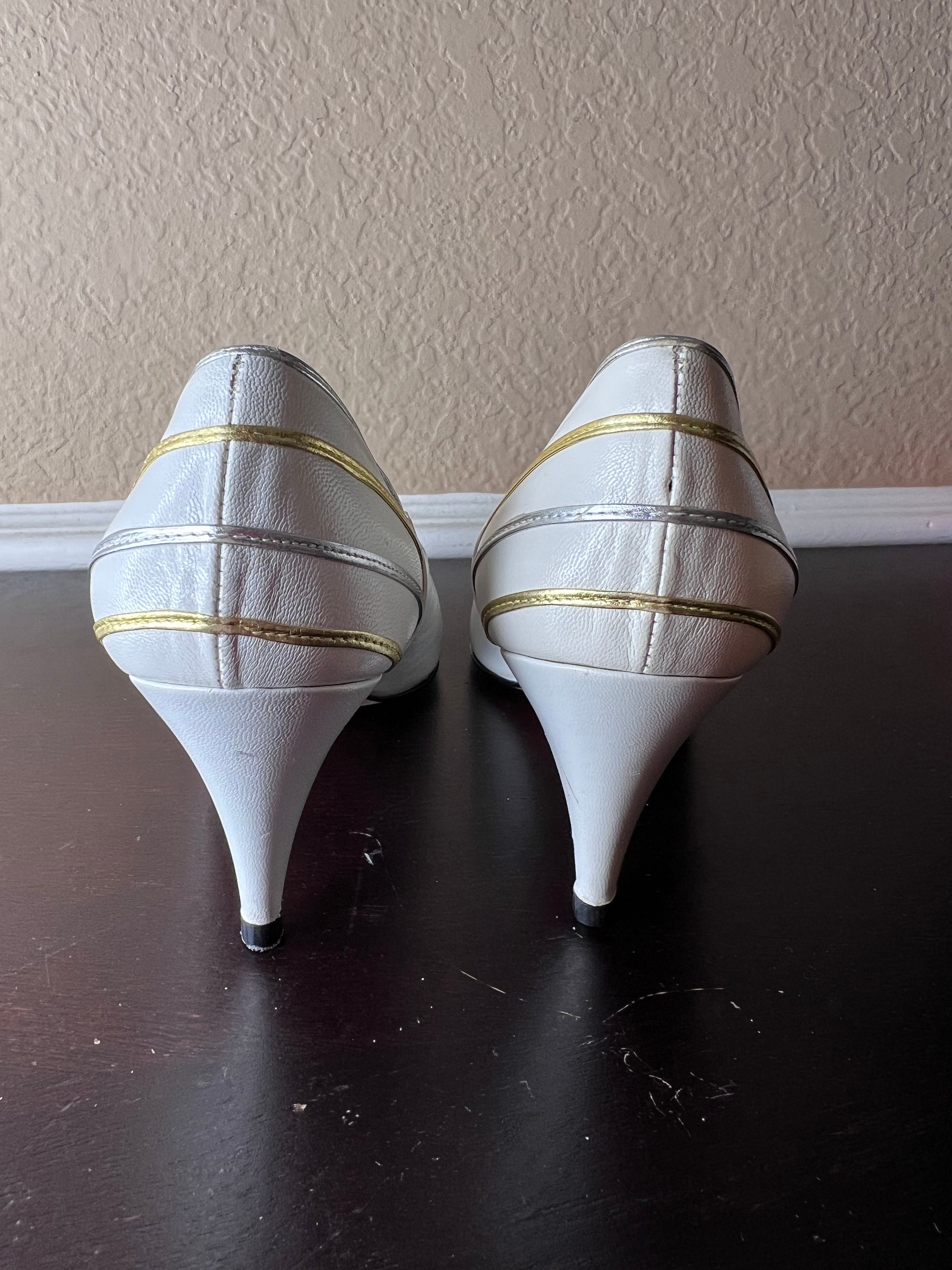 Vintage 1980's Anne Klein US 7.5 White Leather High Heel