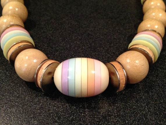 Vintage wood, plastic and metal bead necklace wit… - image 1