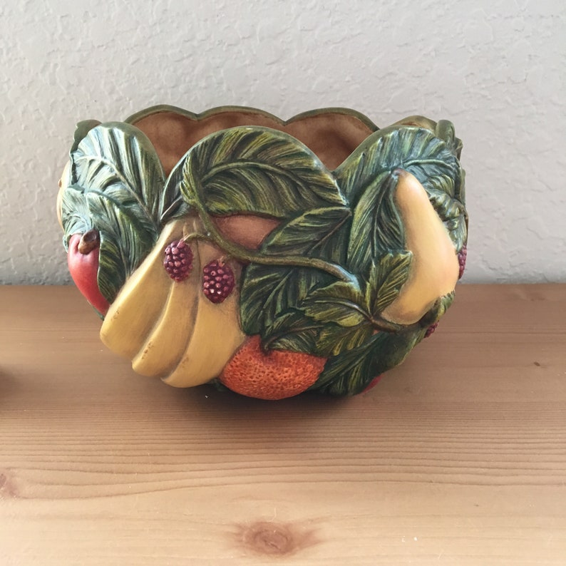 Gorgeous Vintage Holland NB Painted Relief Fruit Bowl image 6