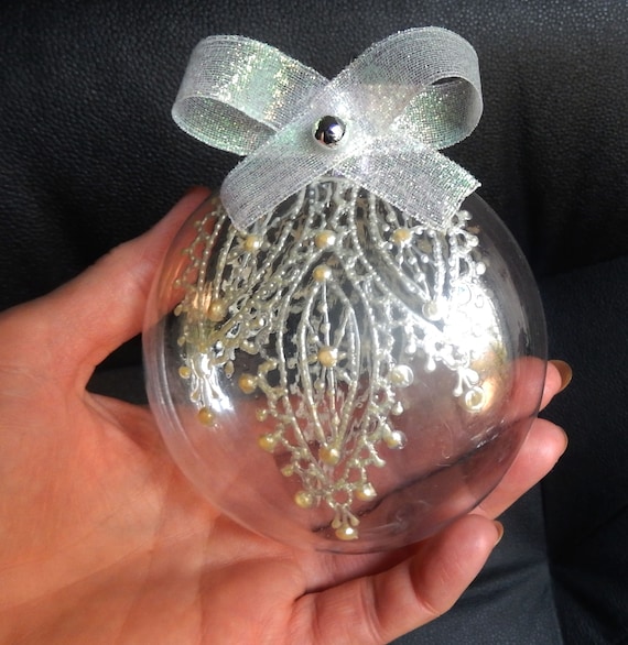 Ball Christmas Tree Decorations,Unique Hand Painted 3 D Lace imitation,Non-Breakable,Non-Glass,Non-Toxic acrylic paint,Exclusive drawing