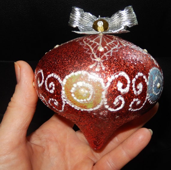 Ball Christmas Tree Decorations,Unique Hand Painted 3 D Lace imitation,Non-Breakable,Non-Glass,Non-Toxic acrylic paint,Exclusive drawing