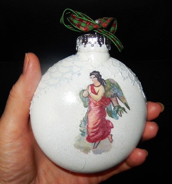 Ball Christmas Tree Decorations,Unique Hand Painted 3 D Lace imitation,Non-Breakable,Non-Glass,Non-Toxic acrylic paint,Exclusive drawing