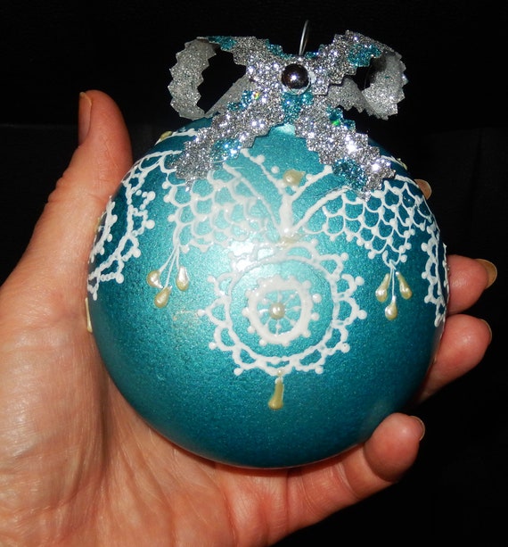 Ball Christmas Tree Decorations,Unique Hand Painted 3 D Lace imitation,Non-Breakable,Non-Glass,Non-Toxic acrylic paint,Exclusive drawing