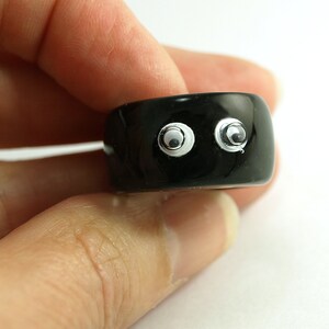 Look at me Black resin ring with funny wiggle eyes image 8