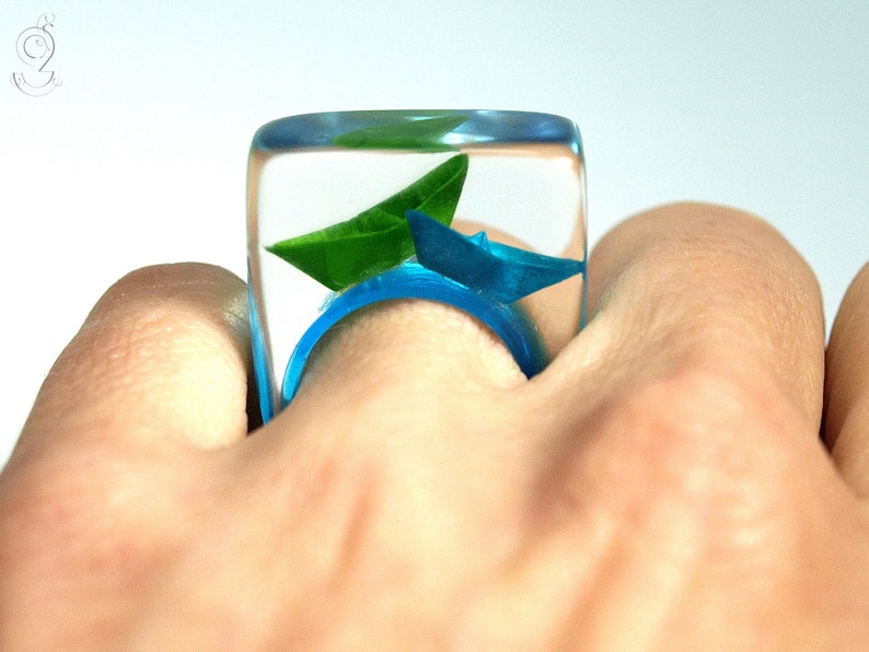 Ship ahoy maritime boat ring with hand-made folded mini boats made of light blue and blue paper on a blue ring made of resin image 4