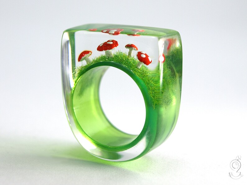 Cute fly agaric ring Flying luck with red-white spotted plastic mini-mushrooms on a green ring in resin as a lucky charm image 1