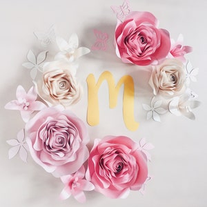 GIANT PAPER FLOWERS decorazione murale, grande fiore da appendere a parete, fiori da parete per ragazze vivaio, arte della parete di rose, decorazione floreale baby shower