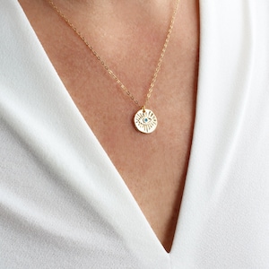 Collier de chaîne rempli d&#39;or turquoise Evil Eye 14k, collier de couche, collier pendentif minimaliste, rempli d&#39;or 14K, collier de pièce de monnaie, cadeau pour elle