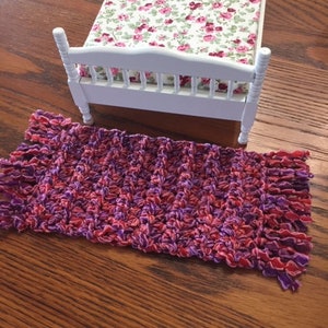 1:12 Dollhouse Rug, Miniature Rug, Red and Purple Rectangular Fringe Rug