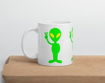 Peace Alien White glossy mug