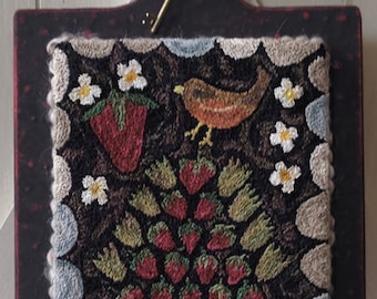 PDF - Petits fruits dans un panier - Motif perforé - Téléchargement numérique.