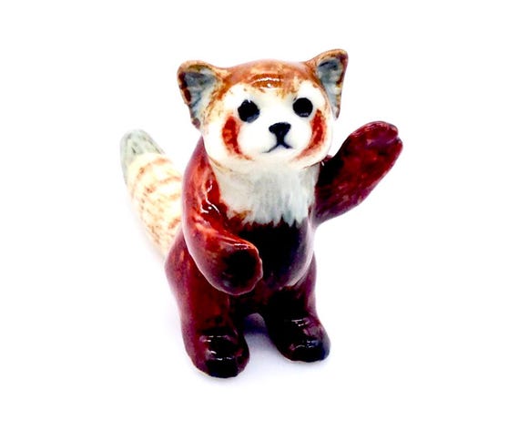 ミニチュアセラミック製レッサーパンダ（ネコ科、クマ科）動物の小さな