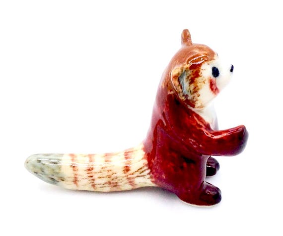 自然素材の動物顔装飾品 ミニチュアセラミック製レッサーパンダ（ネコ科、クマ科）動物の小さな