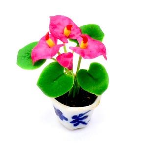 Artificial Miniature Dollhouse Flower Plant Anthurium Pink Clay Polymer Garden Flowers Hand Made Supplies Cute Tiny Ceramic Pot Display 1/12