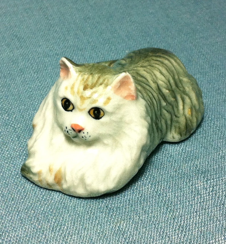 Vintage Cat Pet Ceramic Miniature Animal Collectible Figurine Hand Painted Gift