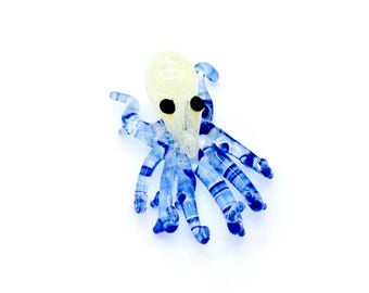 Hand Blown Glass Miniature Baby Octopus Little Sea Animal Blue White Figurine Tiny Statue Decoration Collectible Small Craft Painted Figure