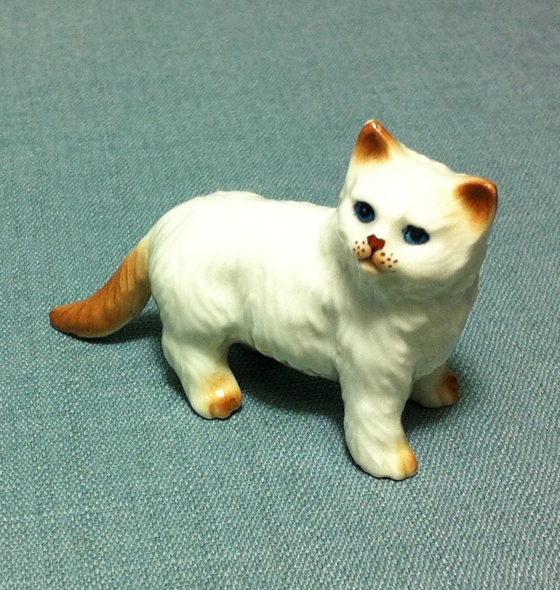 Vintage Cat Pet Ceramic Miniature Animal Collectible Figurine Hand Painted Gift